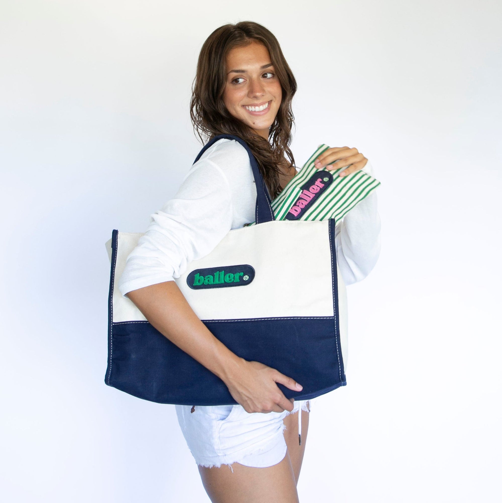 Canvas Sqaure Pill Tote